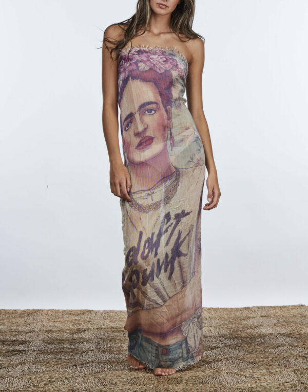 Frida scarf punk