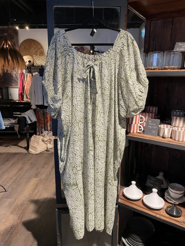 Audrey Emma singoalladress Fanny