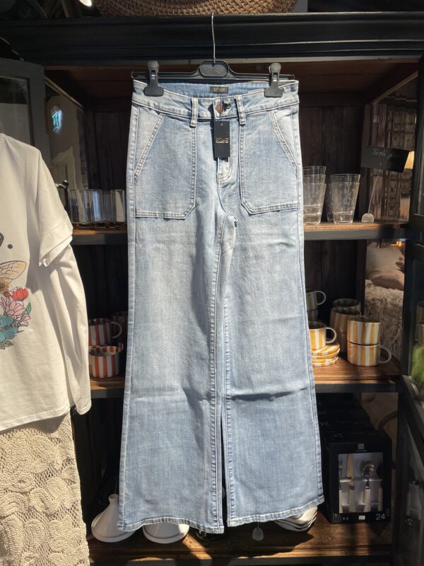 Jeans med framficka Qnuz