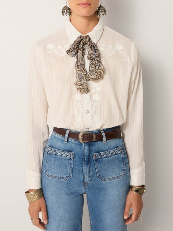 Kerry luna blanca blouse Mason Hotel - Bild 2