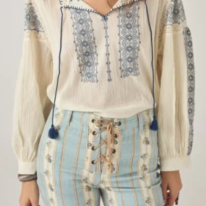 Claudia Blouse Maison Hotel